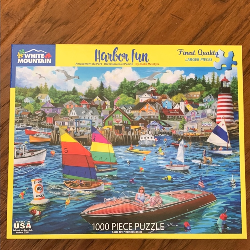 Like New ⛵️ White Mountain Harbor Fun Puzzle - 1000 Pieces